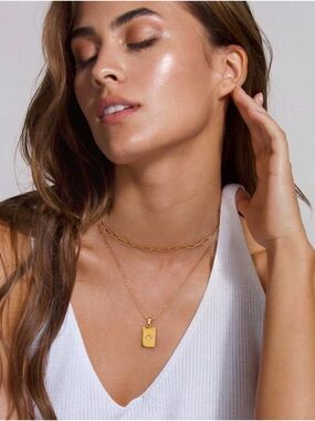 18K Gold Plated Layered Rectangle Star Pendant Necklace